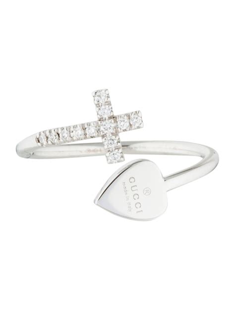 gucci 18k cross and heart ring|Gucci 18K Heart & Cross Charm Ring .